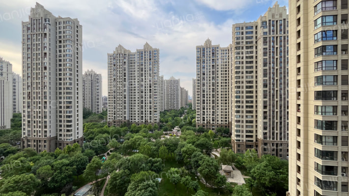 孔雀城英国宫二期外景图