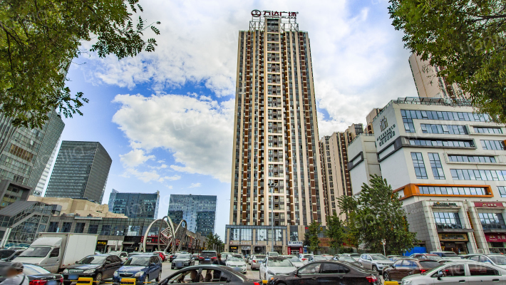 万达广场外景图