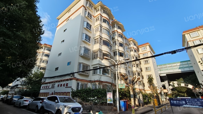 康宏小区外景图