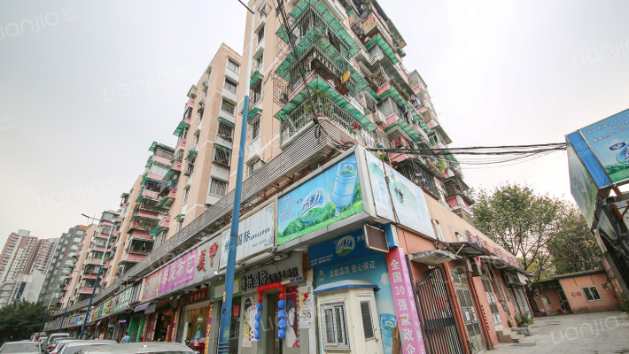 广船宿舍外景图