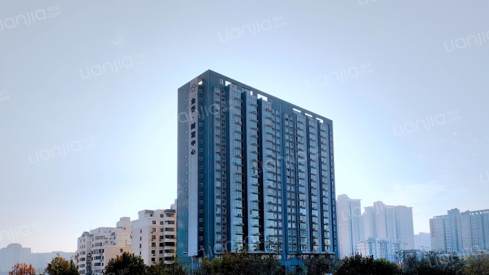 金泰财富中心外景图