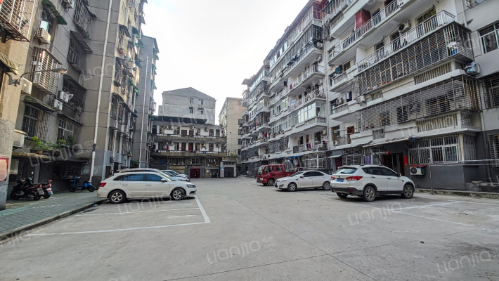 江家东巷11号外景图