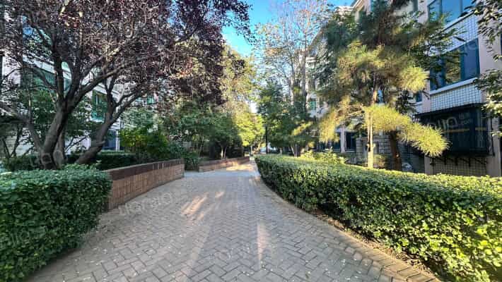 新世纪城外景图