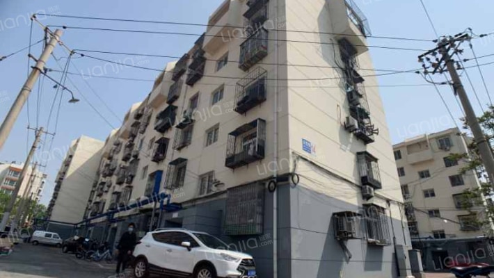 兵营宿舍外景图