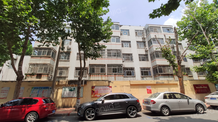 奎南房管所宿舍外景图