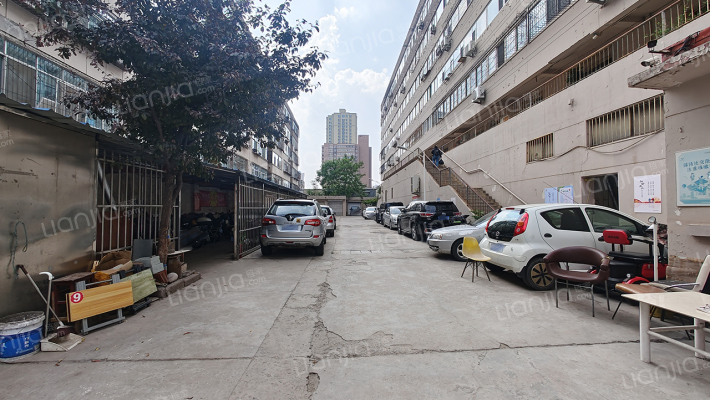 山西省农行小区外景图