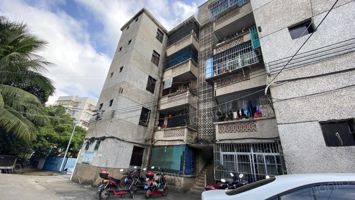 省金属材料公司宿舍外景图