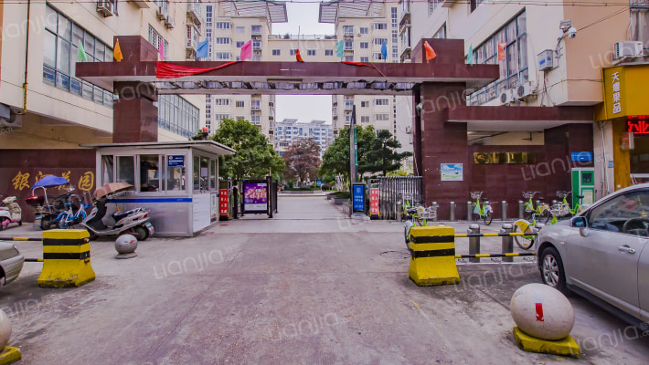 银河花园外景图