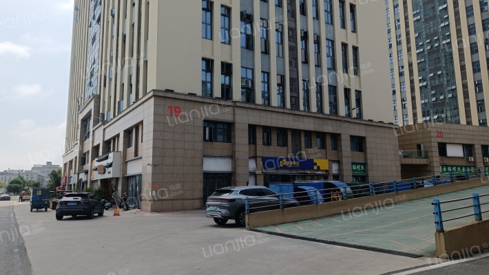 五洲国际外景图