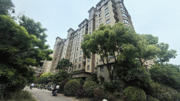 荣润·首府外景图