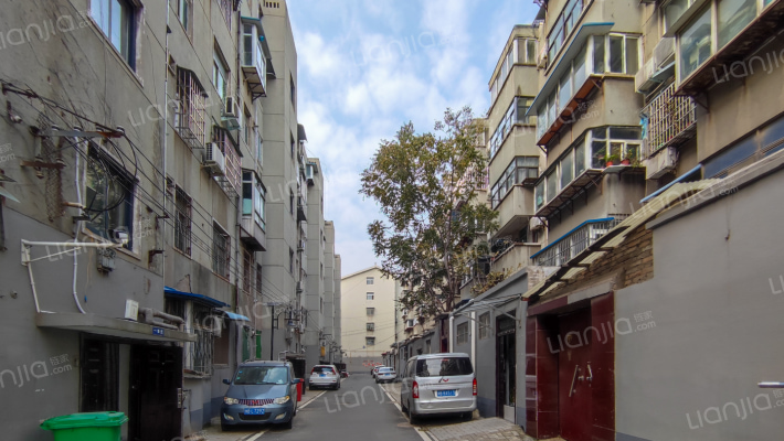 柴油机厂家属院外景图