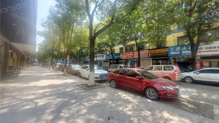 长春三街外景图