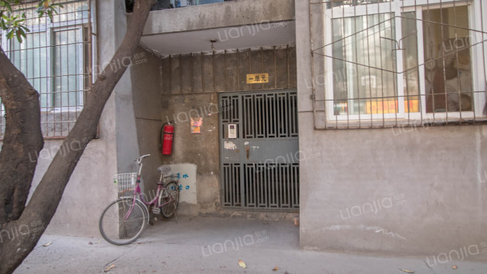 西安市人大常委会家属院外景图