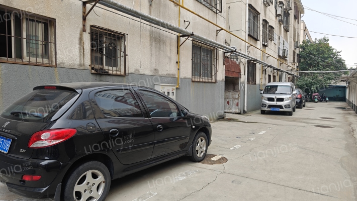 柳泉路西三巷4号院外景图