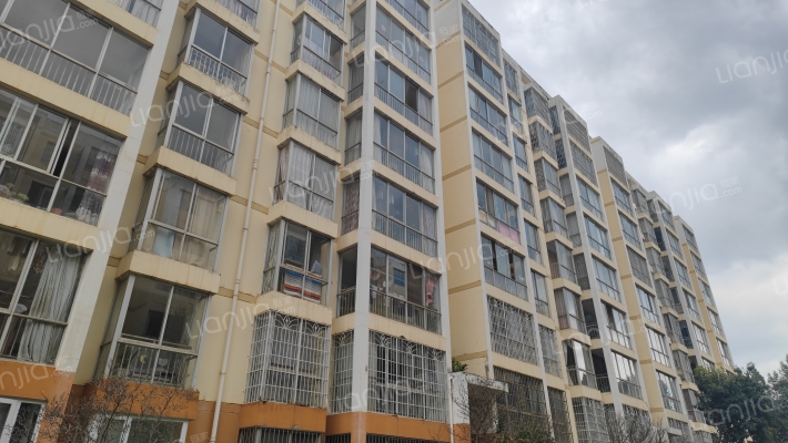 春城慧谷一期A区外景图