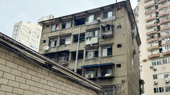 上东大街36号院外景图