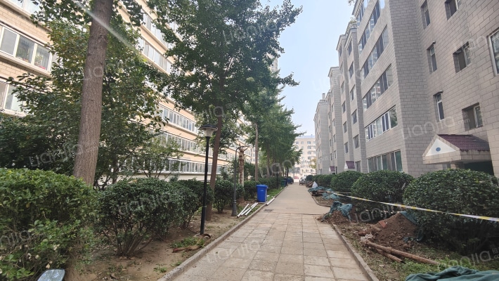 省工行小区外景图