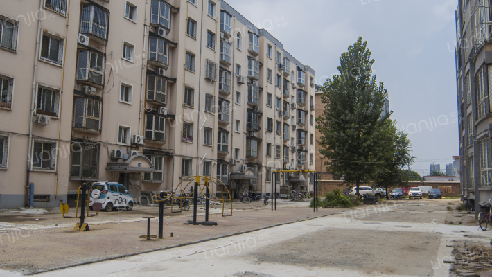 中国人民解放军第九七一五工厂住宅楼外景图