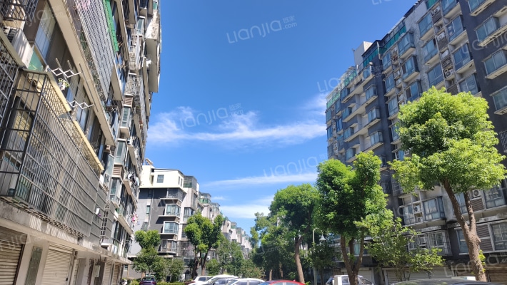 春申景城外景图