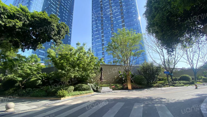 阿玛尼艺术公寓外景图