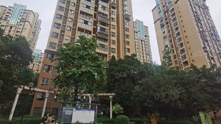 华兴新居外景图