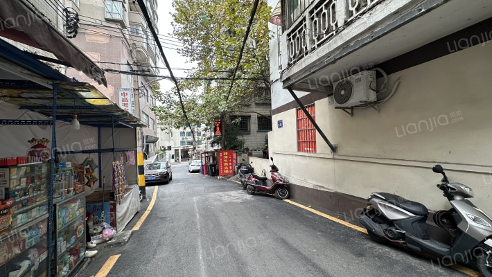 华宫巷58号外景图