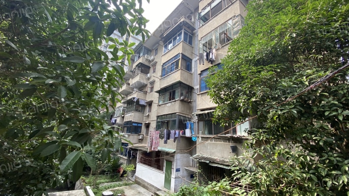 川拖新生活区小区外景图