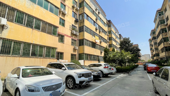 长安信合小区外景图