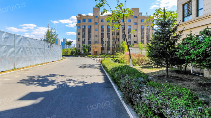保利香槟酩悦外景图