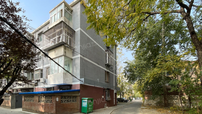 小汤山区医院宿舍外景图