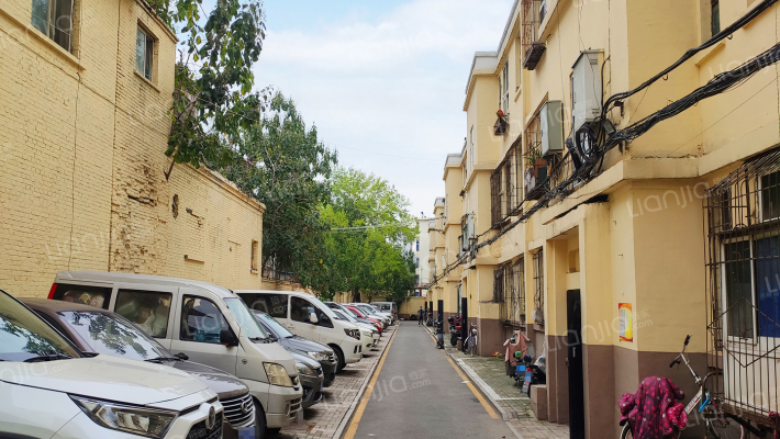 新光五小区外景图