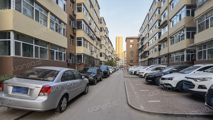 龙腾小区外景图