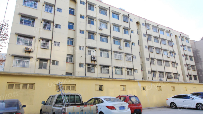 棉厂家属院外景图