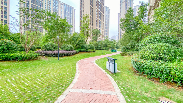 绿地西城国际花都外景图