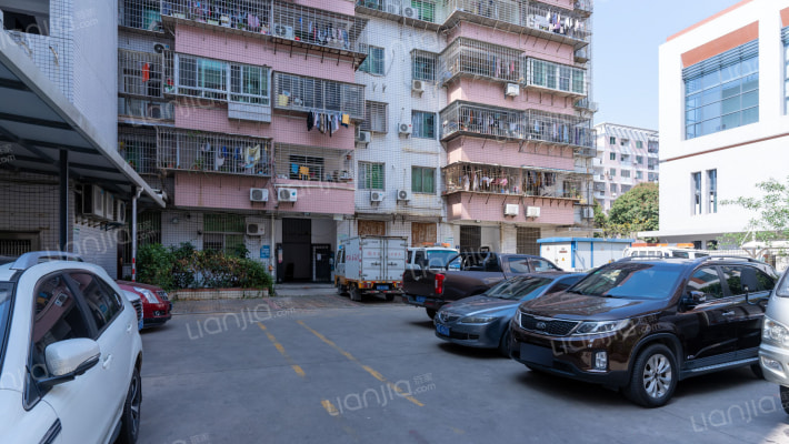 水务宿舍外景图