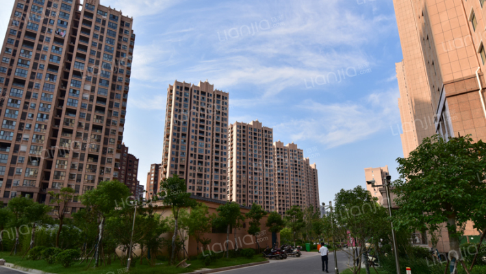 观湖名邸外景图