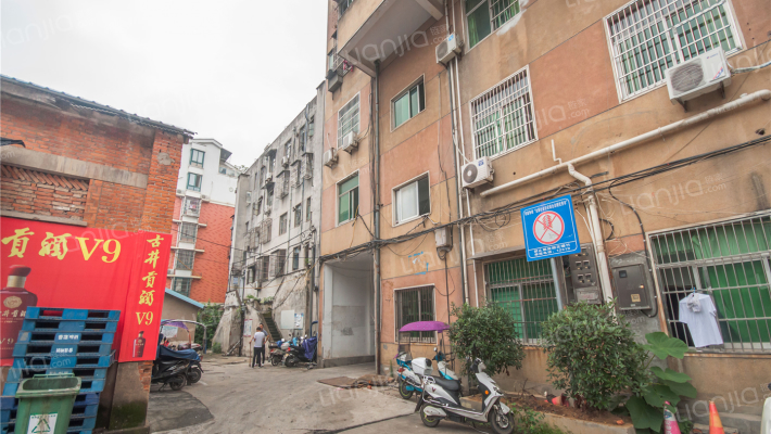 种子公司宿舍外景图