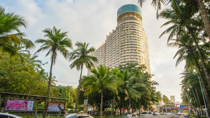 华发大厦外景图