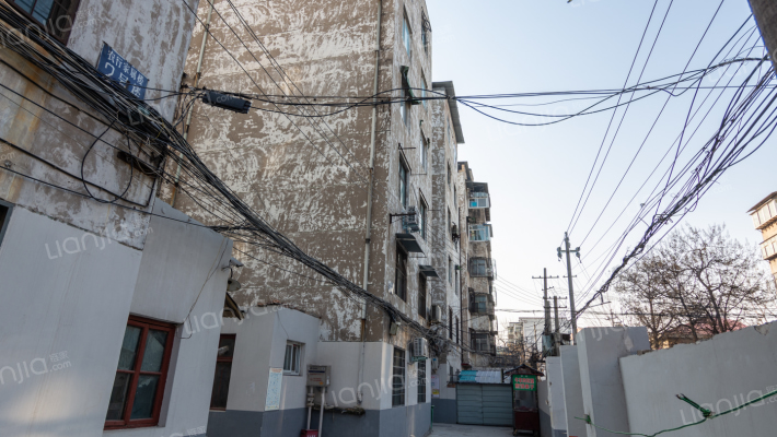 农行家属楼外景图