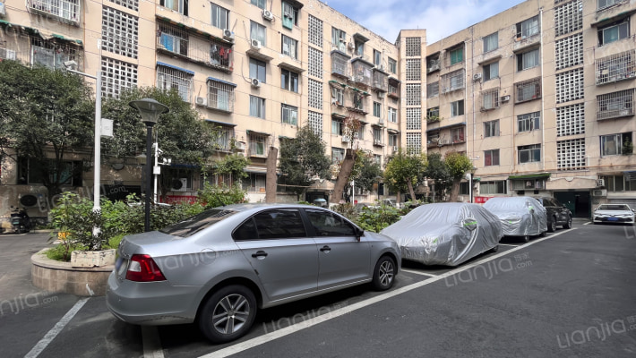 龙井南路一段西园外景图