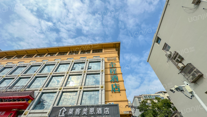 财达证券家属院外景图