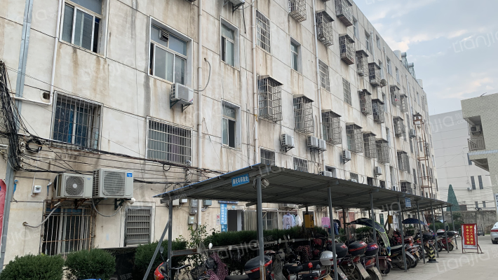 嘉鸿阳光花园外景图