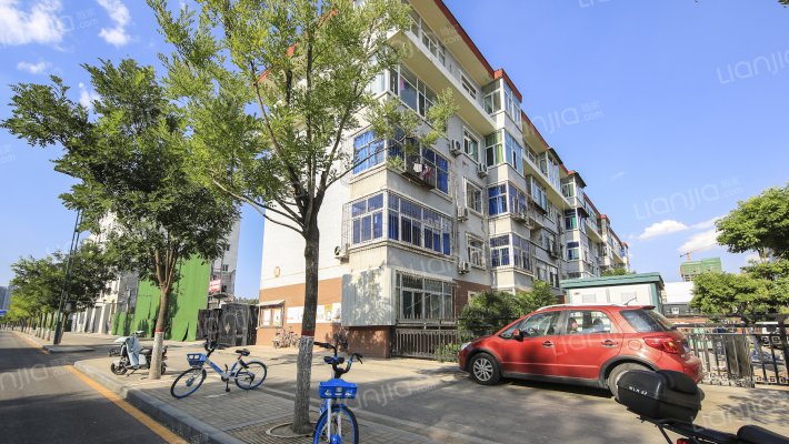 小店区坞西社区山西省交通科研院宿舍外景图