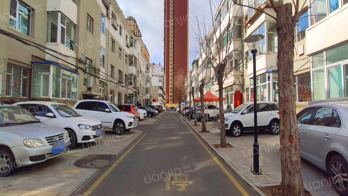 化校宿舍外景图