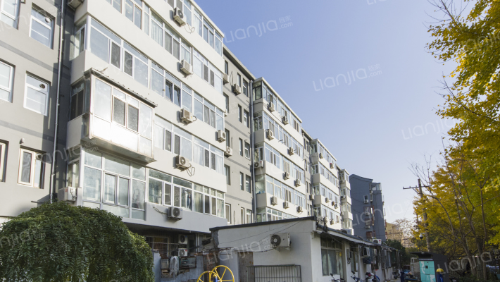 铁狮子巷外景图