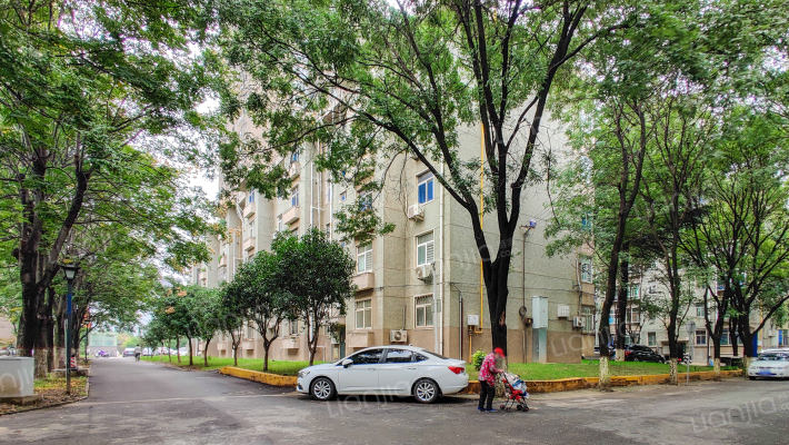 馨苑小区外景图