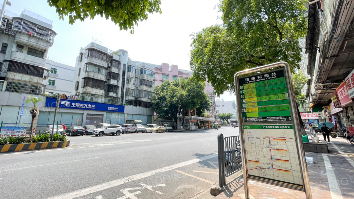 南方电网宿舍楼外景图