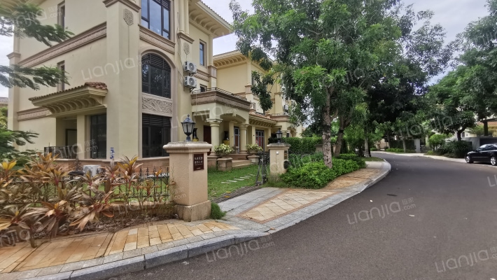 恒大美丽沙悦龙府外景图