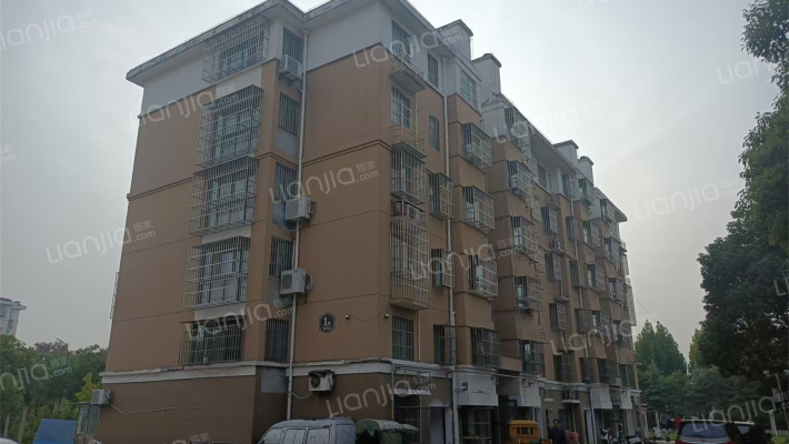 华庭之星外景图