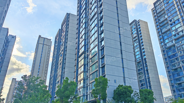 中梁柏悦湾外景图